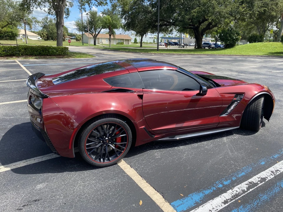 2017 Chevrolet Corvette C7 Z06 - Image 5 of 31