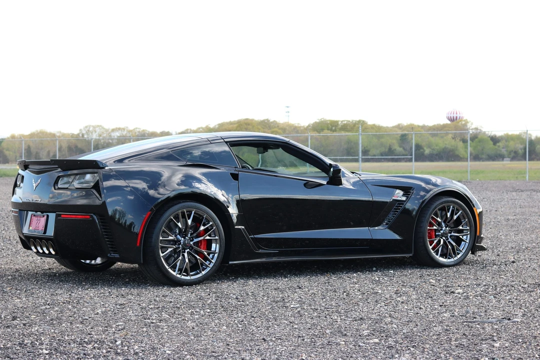 2017 Chevrolet Corvette C7 Z06 - Image 15 of 31