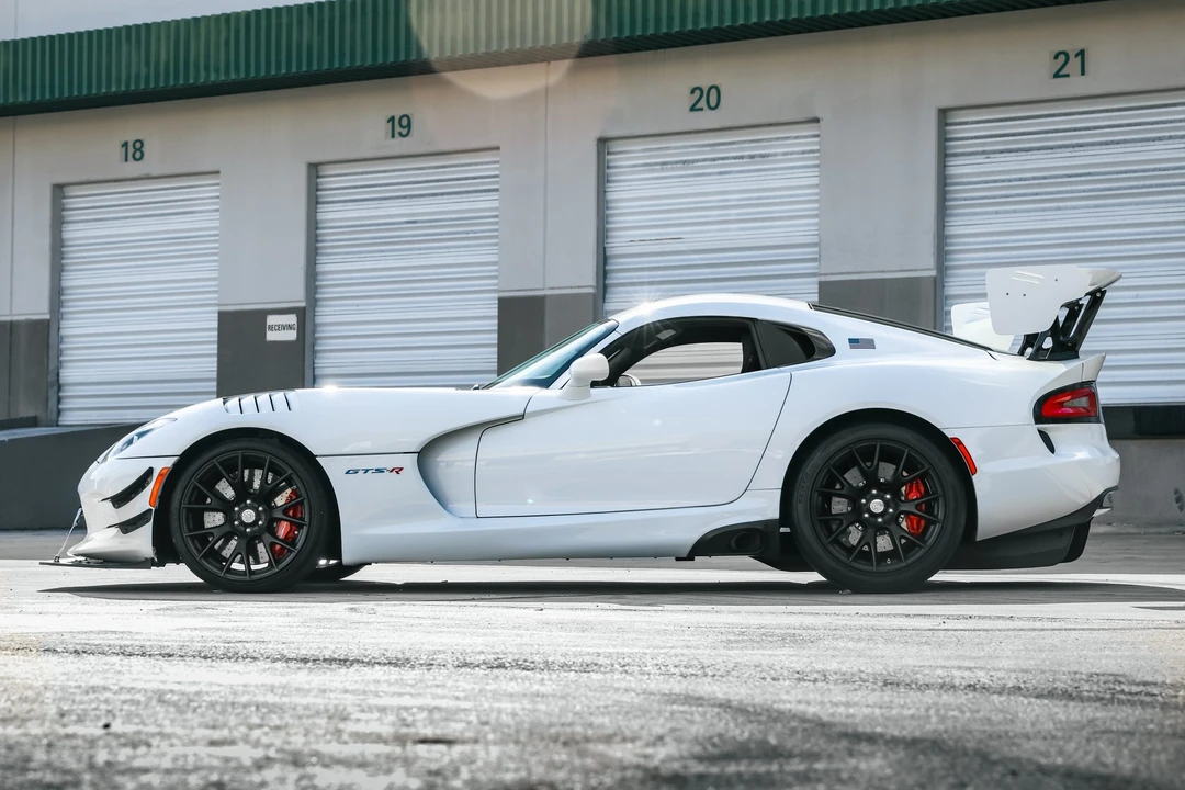 2017 Dodge Viper ACR 5th Gen - Image 3 of 31