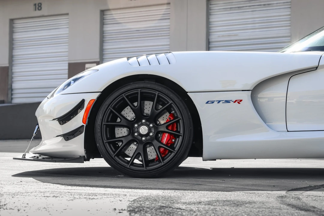2017 Dodge Viper ACR 5th Gen - Image 15 of 31