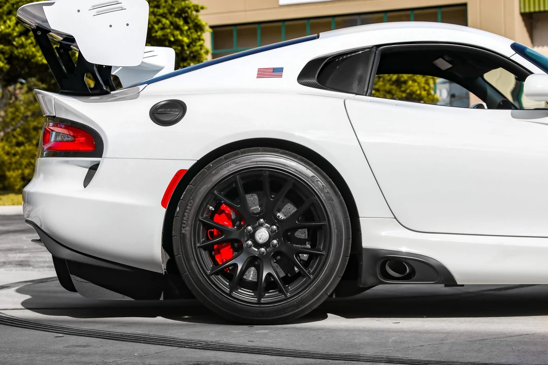 2017 Dodge Viper ACR 5th Gen - Image 13 of 31