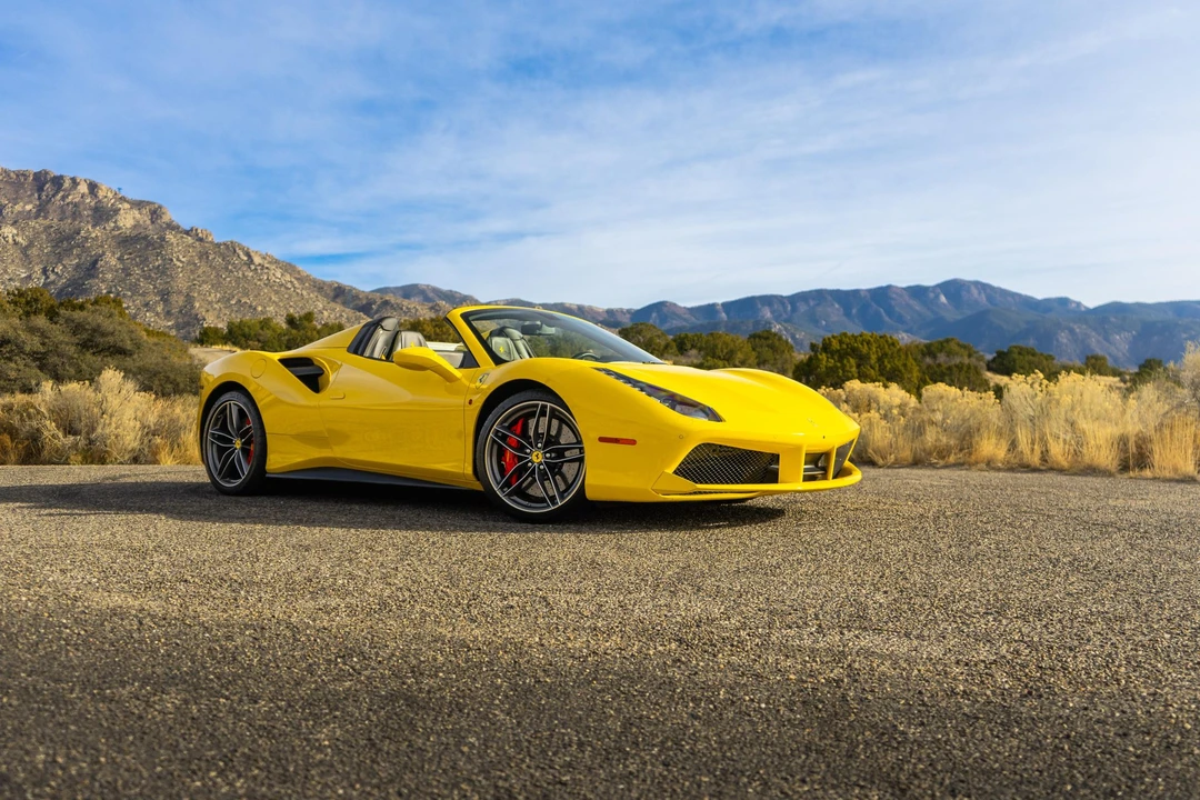 2017 Ferrari 488 Spider - Image 4 of 31