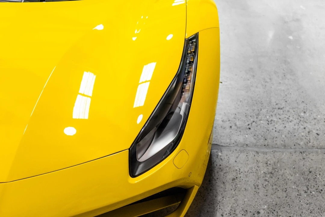 2017 Ferrari 488 Spider - Image 22 of 31
