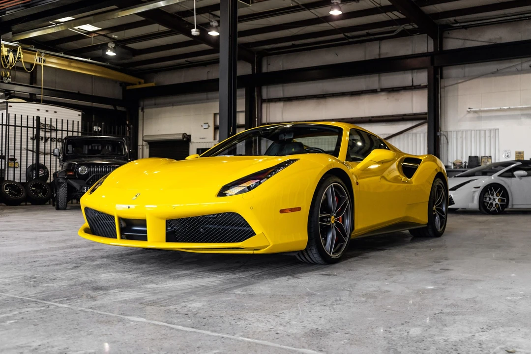 2017 Ferrari 488 Spider - Image 8 of 31