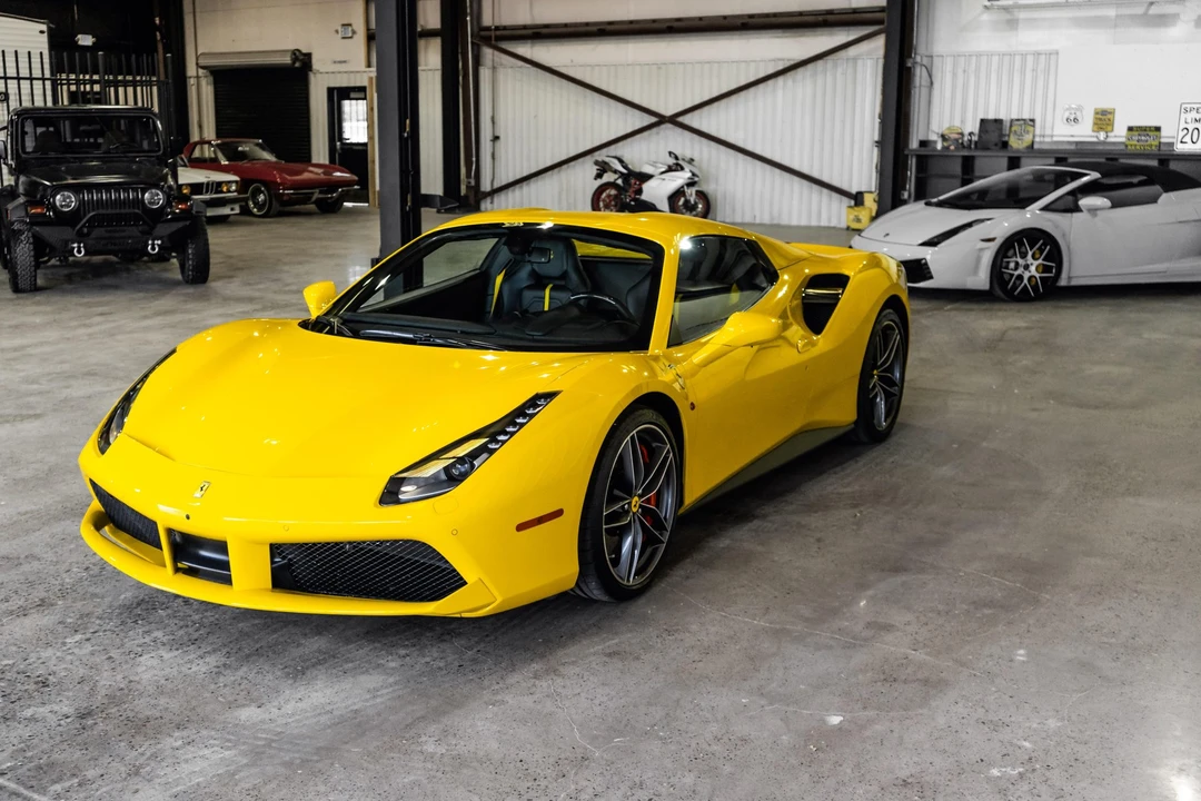 2017 Ferrari 488 Spider - Image 10 of 31
