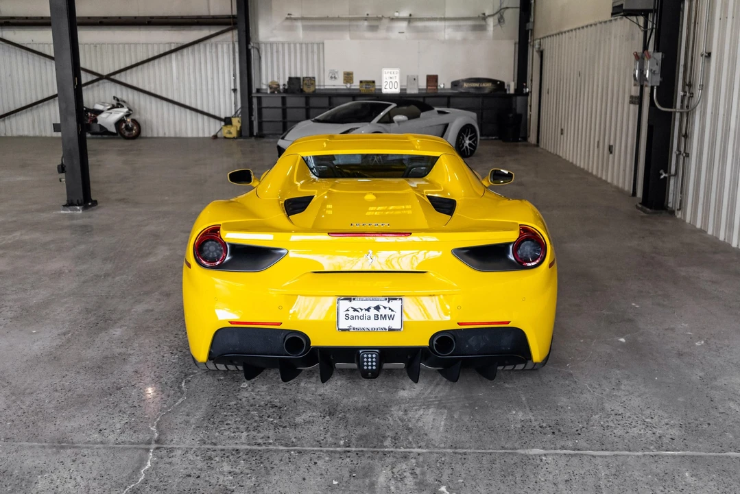 2017 Ferrari 488 Spider - Image 14 of 31