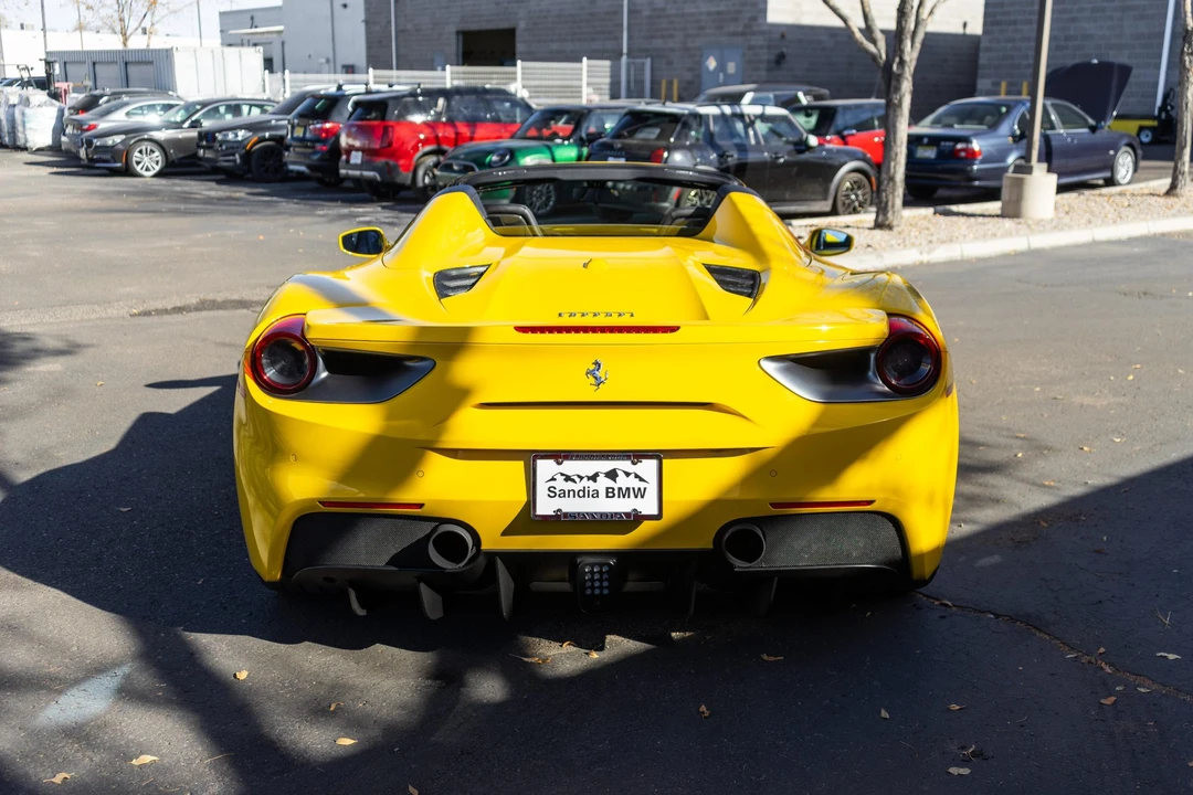2017 Ferrari 488 Spider - Image 15 of 31