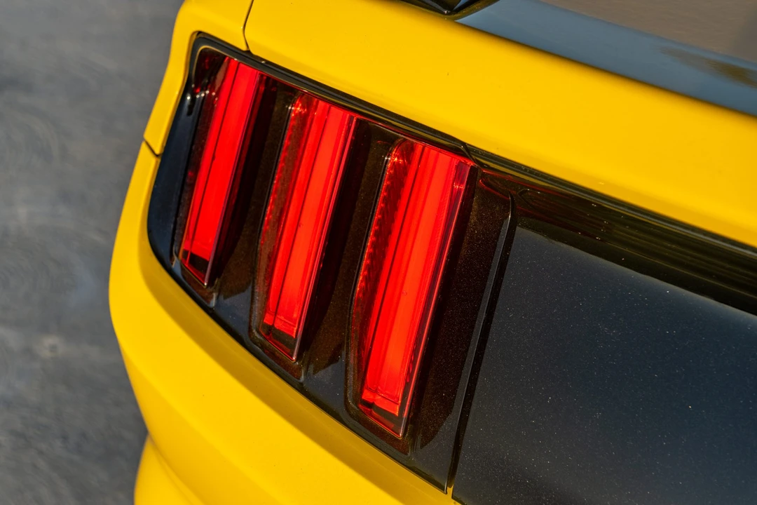 2017 Ford S550 Shelby Mustang GT350R - Image 13 of 31