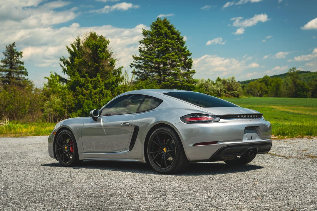 2017 Porsche 718 Cayman S - Image 29 of 31