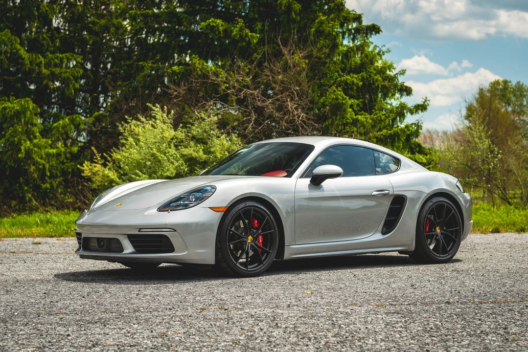 2017 Porsche 718 Cayman S - Image 20 of 31
