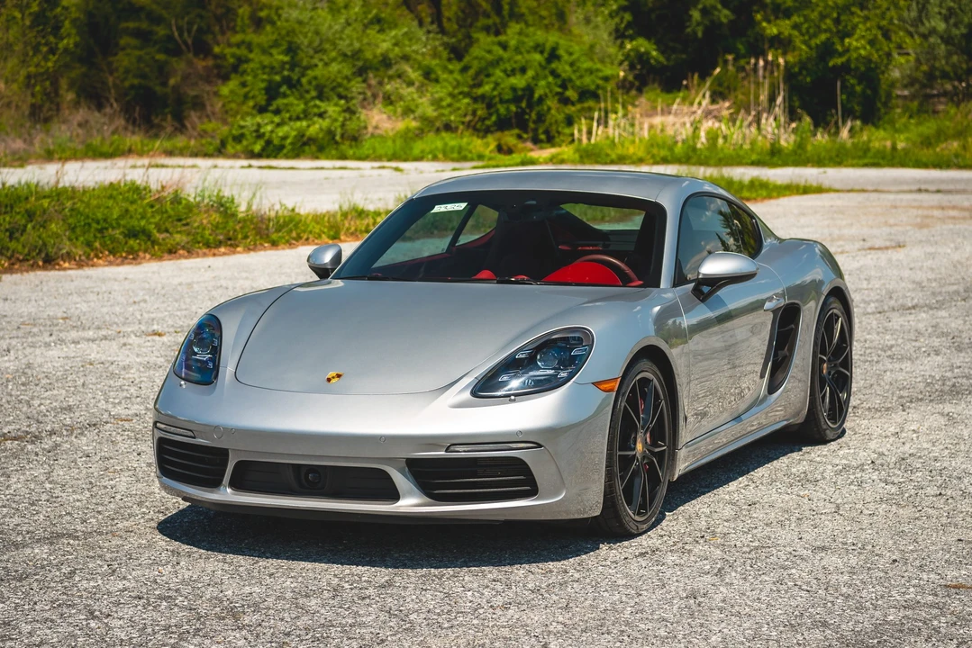 2017 Porsche 718 Cayman S - Image 3 of 31
