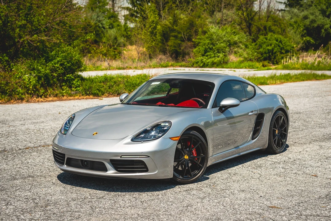 2017 Porsche 718 Cayman S - Image 4 of 31