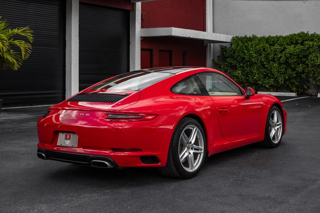 2017 Porsche 991 Carrera - Image 14 of 31