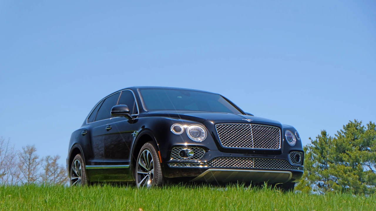 2018 Bentley Bentayga - Image 29 of 31