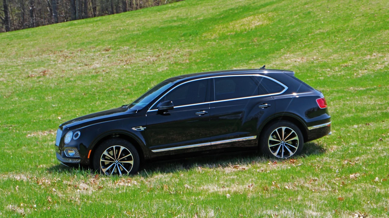 2018 Bentley Bentayga - Image 15 of 31