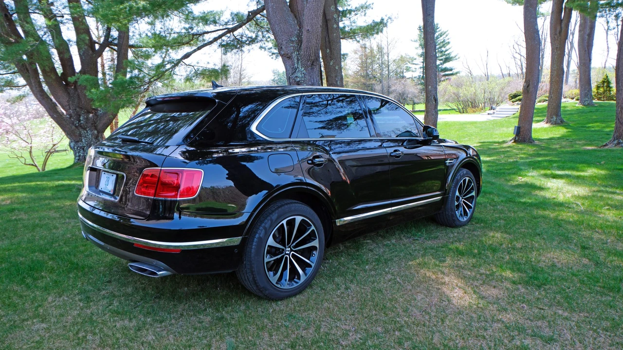 2018 Bentley Bentayga - Image 6 of 31