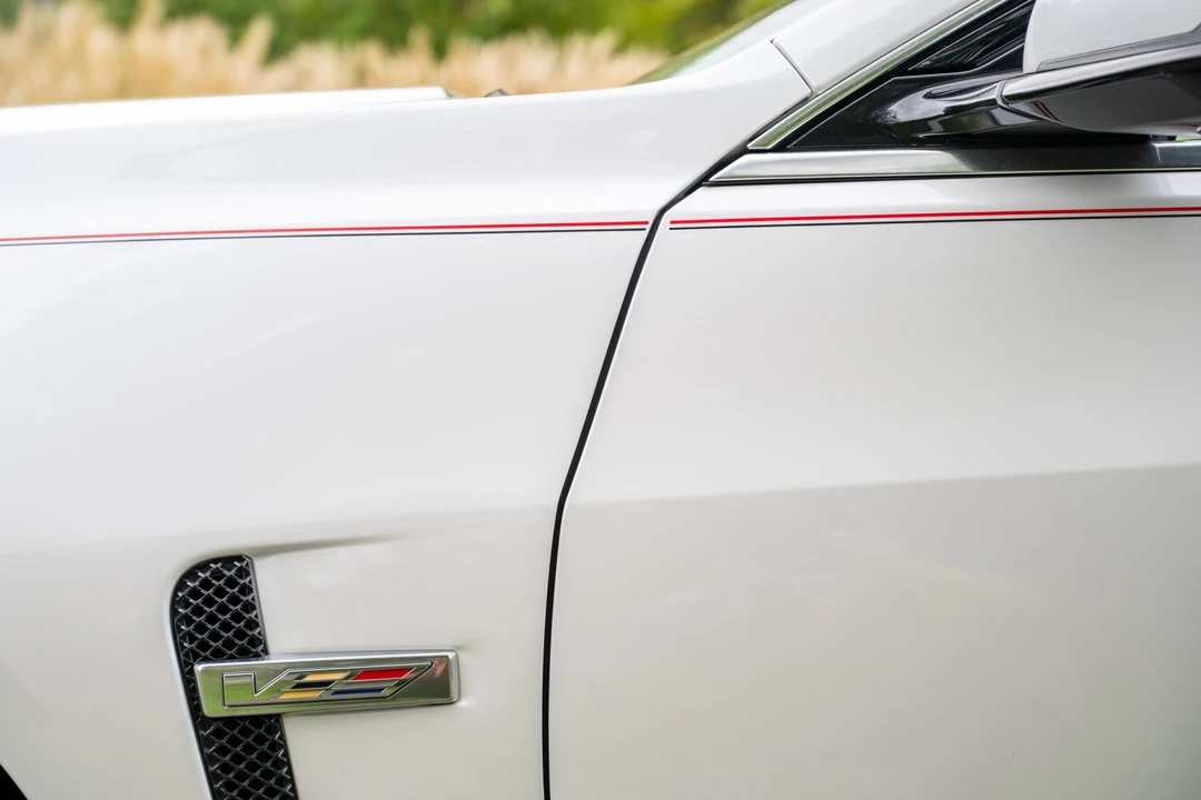2018 Cadillac CTS-V 3rd Gen - Image 18 of 31