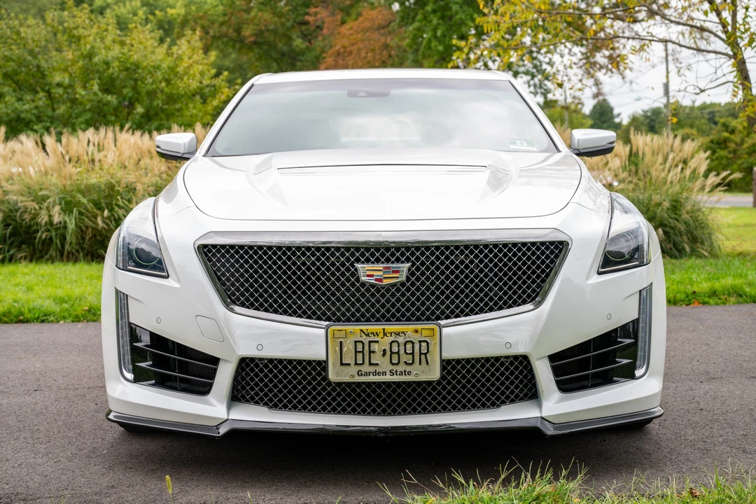 2018 Cadillac CTS-V 3rd Gen - Image 3 of 31