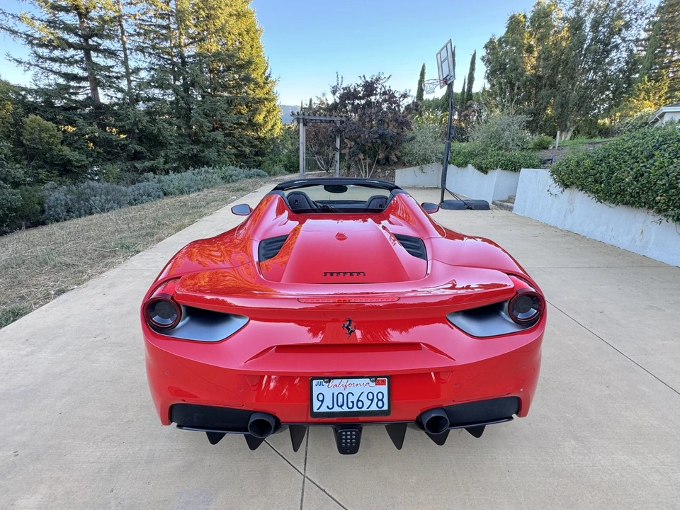 2018 Ferrari 488 Spider - Image 19 of 31