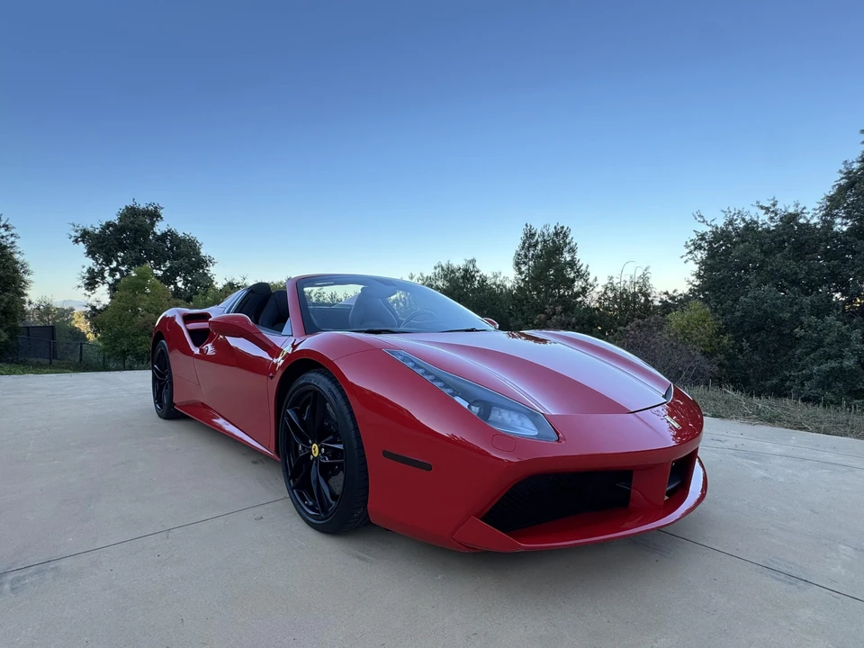 2018 Ferrari 488 Spider - Image 5 of 31