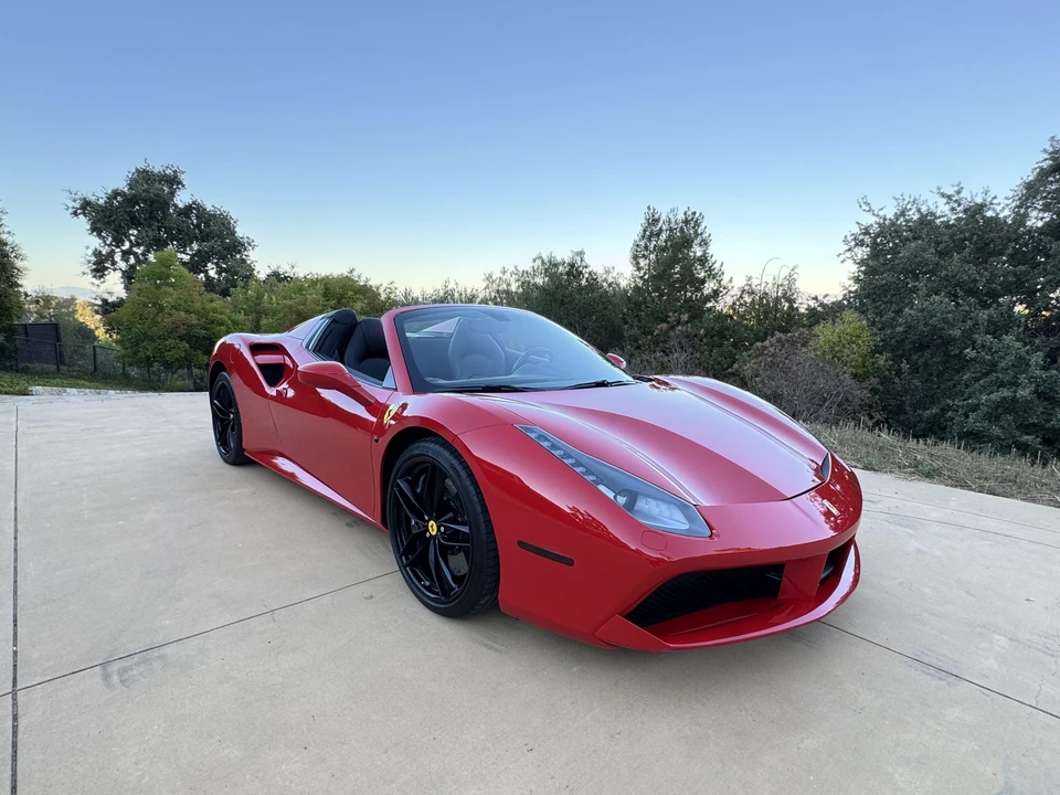 2018 Ferrari 488 Spider - Image 4 of 31