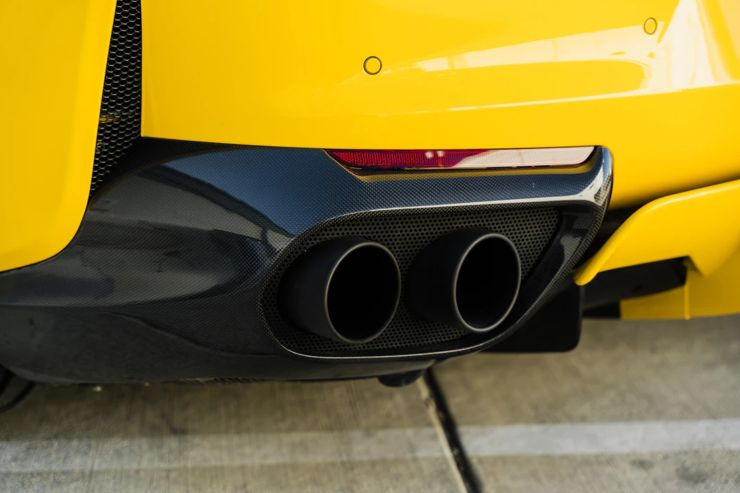 2018 Ferrari 812 Superfast - Image 29 of 31
