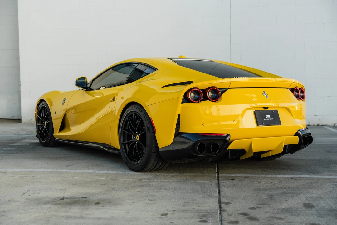 2018 Ferrari 812 Superfast - Image 10 of 31