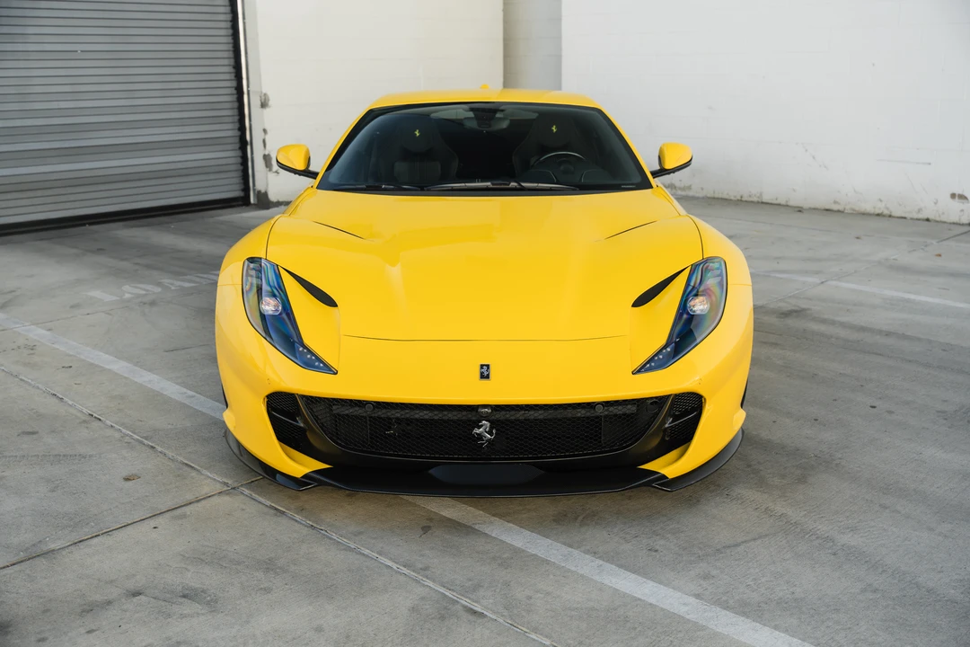 2018 Ferrari 812 Superfast - Image 3 of 31