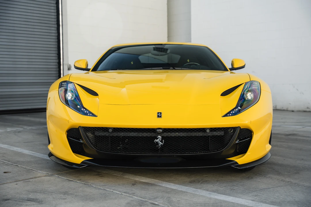 2018 Ferrari 812 Superfast - Image 5 of 31