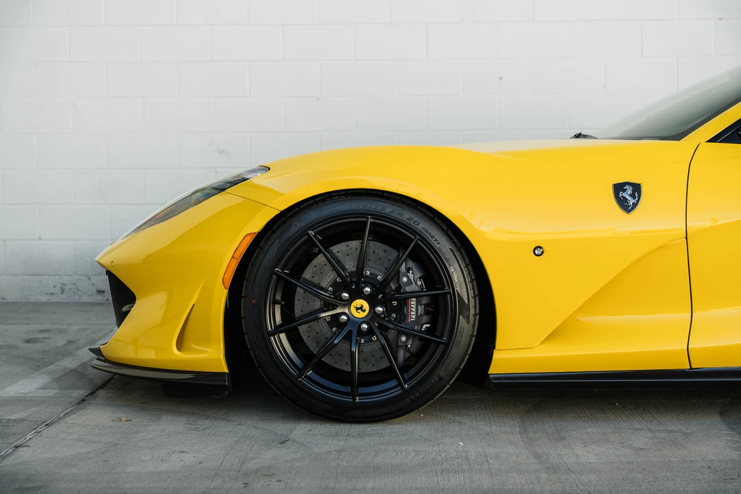 2018 Ferrari 812 Superfast - Image 14 of 31