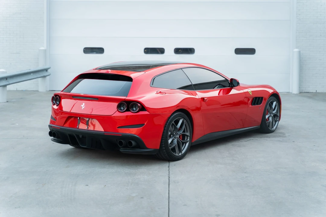 2018 Ferrari GTC4Lusso T - Image 6 of 31