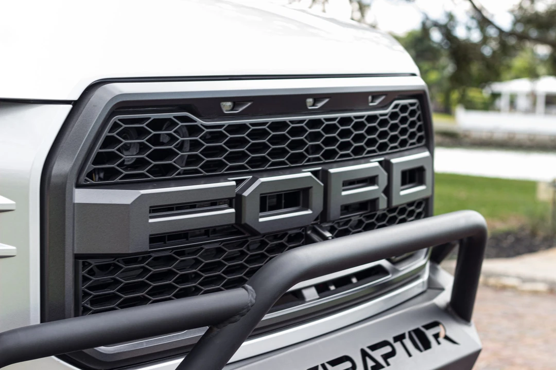 2018 Ford F-150 Raptor 13th Gen - Image 14 of 31