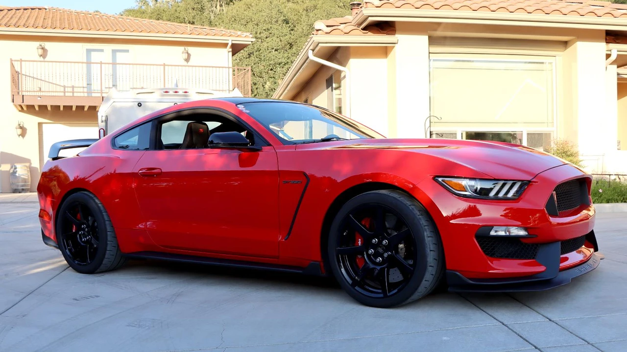 2018 Ford S550 Shelby Mustang GT350R - Image 8 of 31