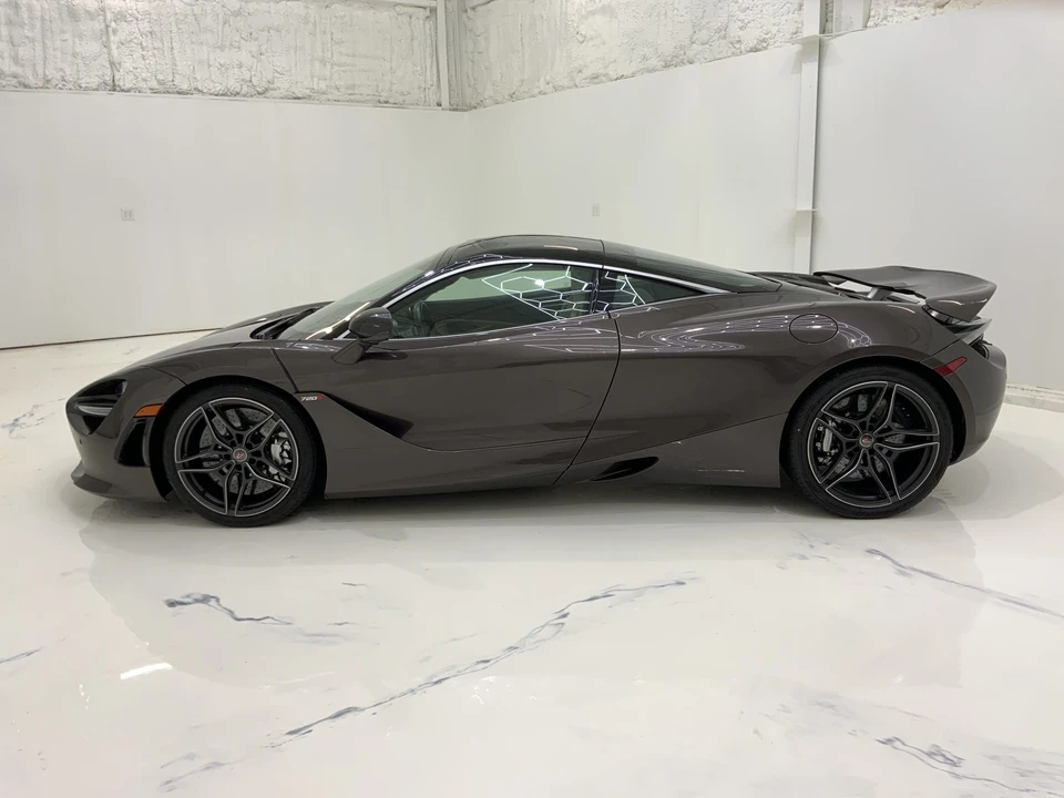 2018 McLaren 720S - Image 15 of 31