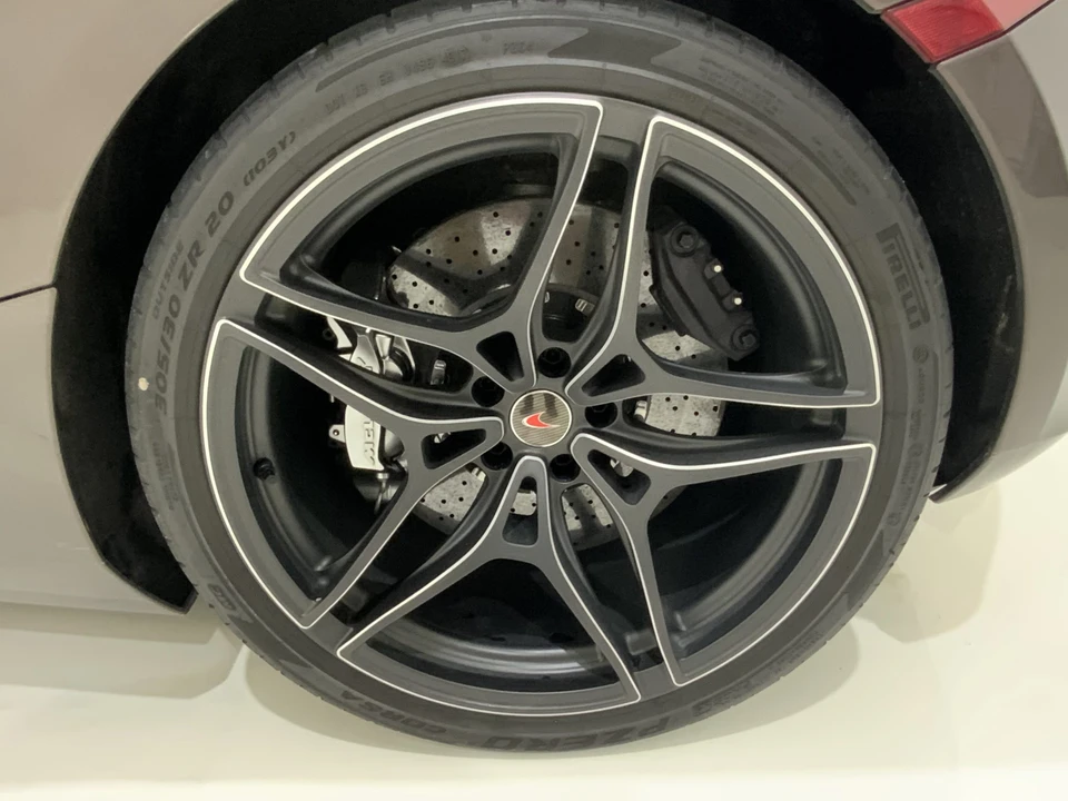 2018 McLaren 720S - Image 30 of 31
