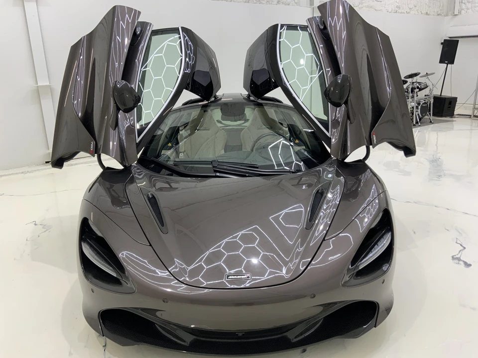 2018 McLaren 720S - Image 17 of 31