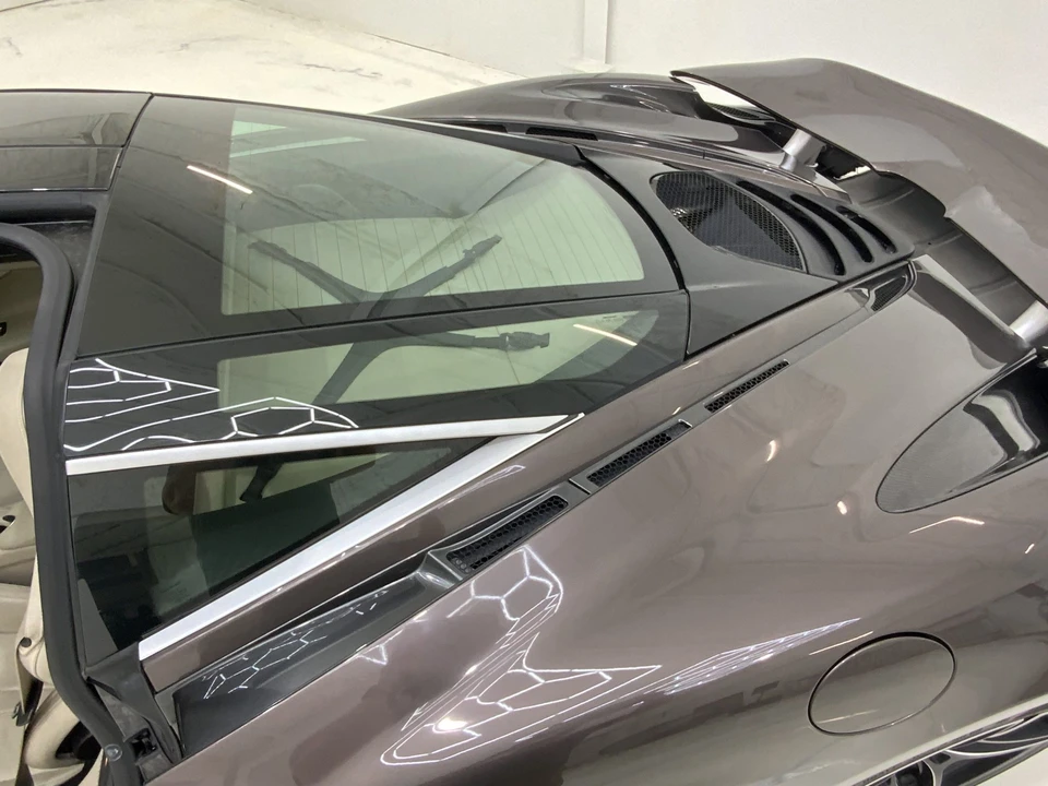 2018 McLaren 720S - Image 27 of 31