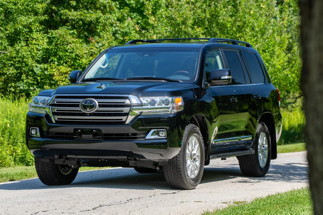 2018 Toyota J200 Land Cruiser - Image 2 of 31