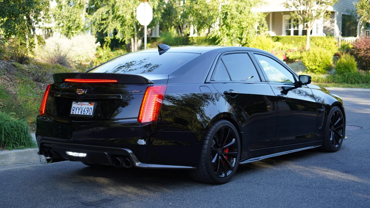 2019 Cadillac CTS-V 3rd Gen - Image 14 of 31