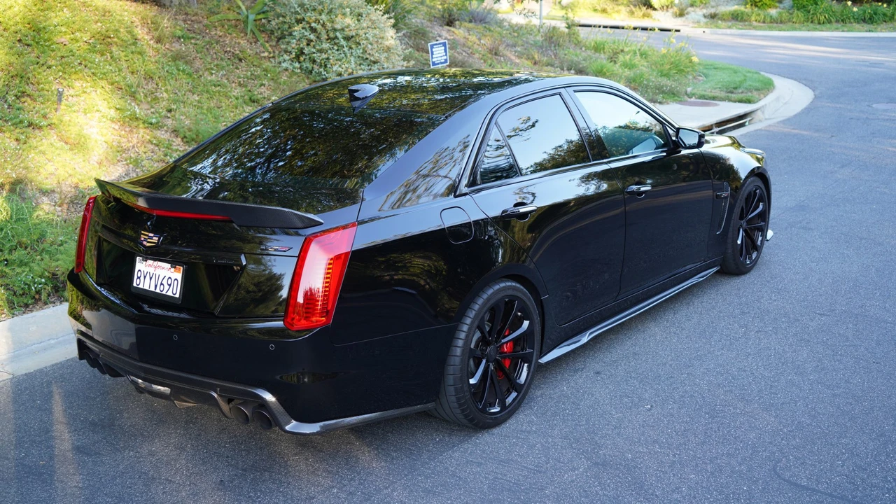 2019 Cadillac CTS-V 3rd Gen - Image 13 of 31
