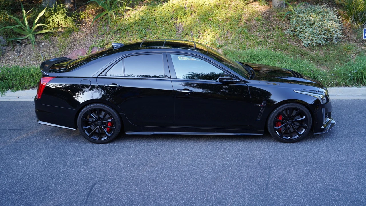 2019 Cadillac CTS-V 3rd Gen - Image 15 of 31