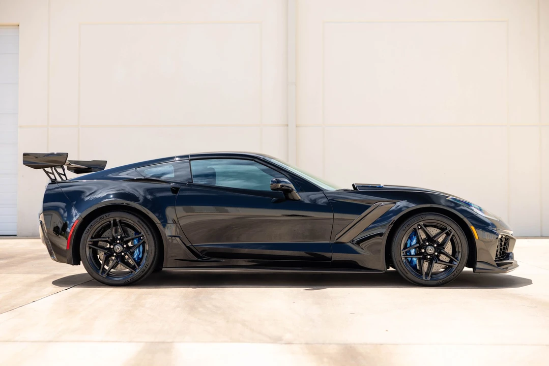 2019 Chevrolet Corvette C7 ZR1 - Image 17 of 31