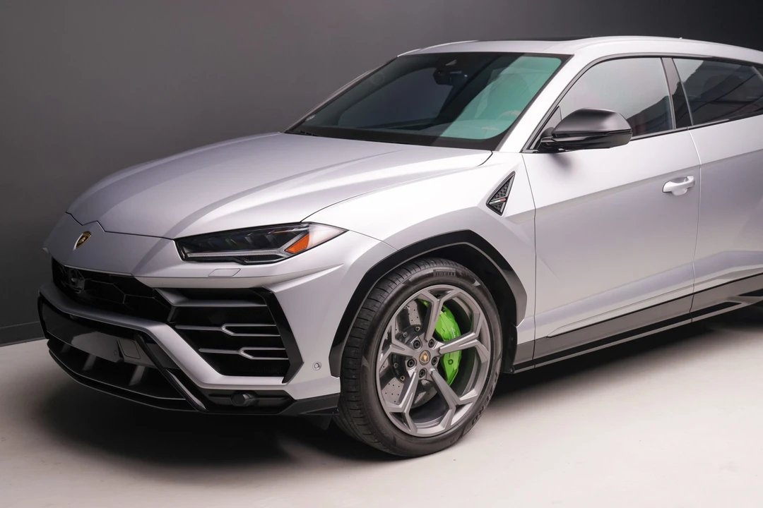 2019 Lamborghini Urus - Image 31 of 31