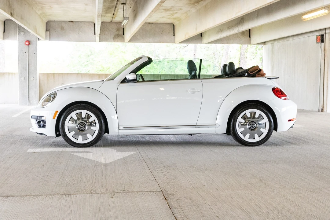 2019 Volkswagen A5 Beetle - Image 3 of 31