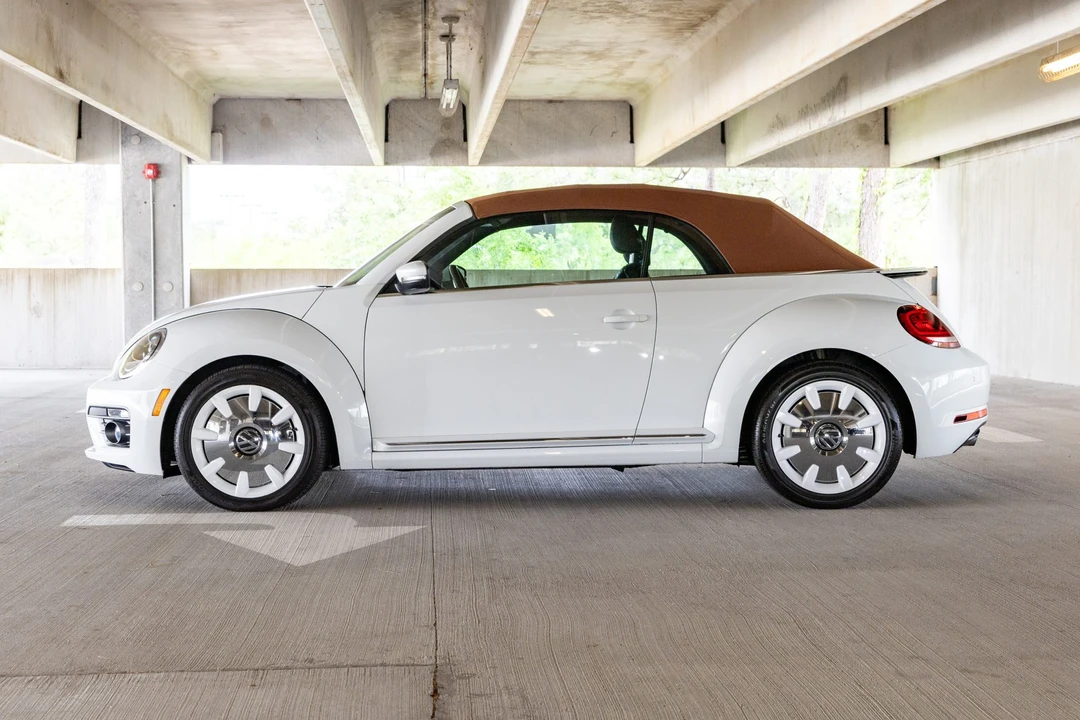 2019 Volkswagen A5 Beetle - Image 11 of 31