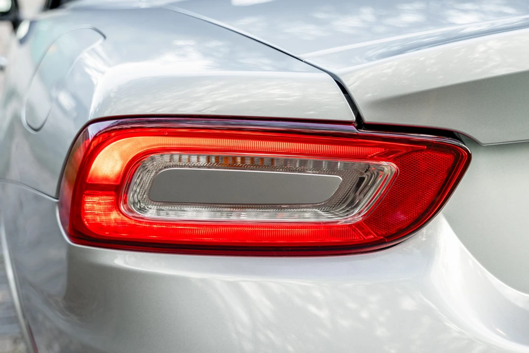 2020 Fiat 124 Spider - Image 22 of 31