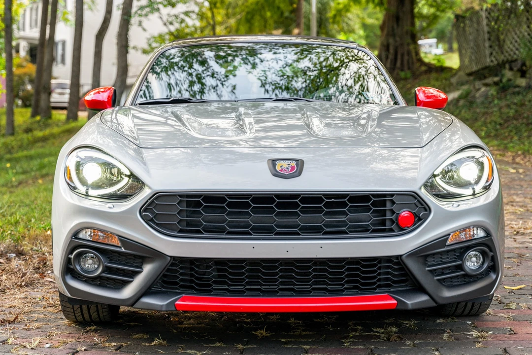 2020 Fiat 124 Spider - Image 10 of 31