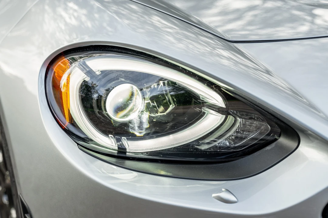 2020 Fiat 124 Spider - Image 19 of 31
