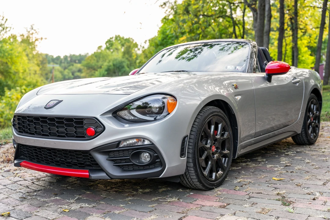 2020 Fiat 124 Spider - Image 2 of 31