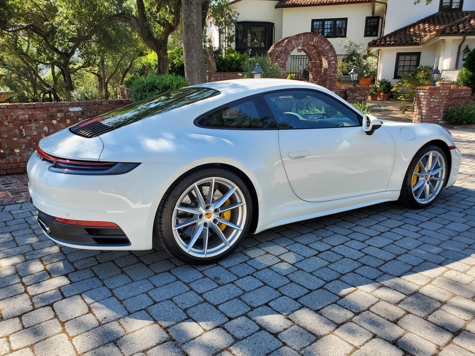 2020 Porsche 992 Carrera - Image 13 of 31